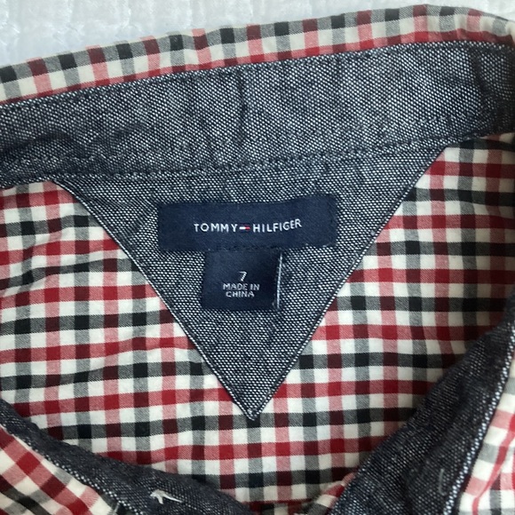 Tommy Hilfiger button down shirt - Picture 2 of 4